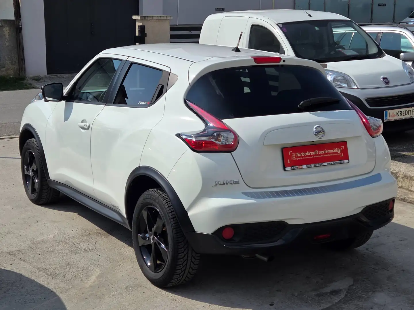 Nissan Juke 1,2 Benzin N-Connecta + Weiß - 2