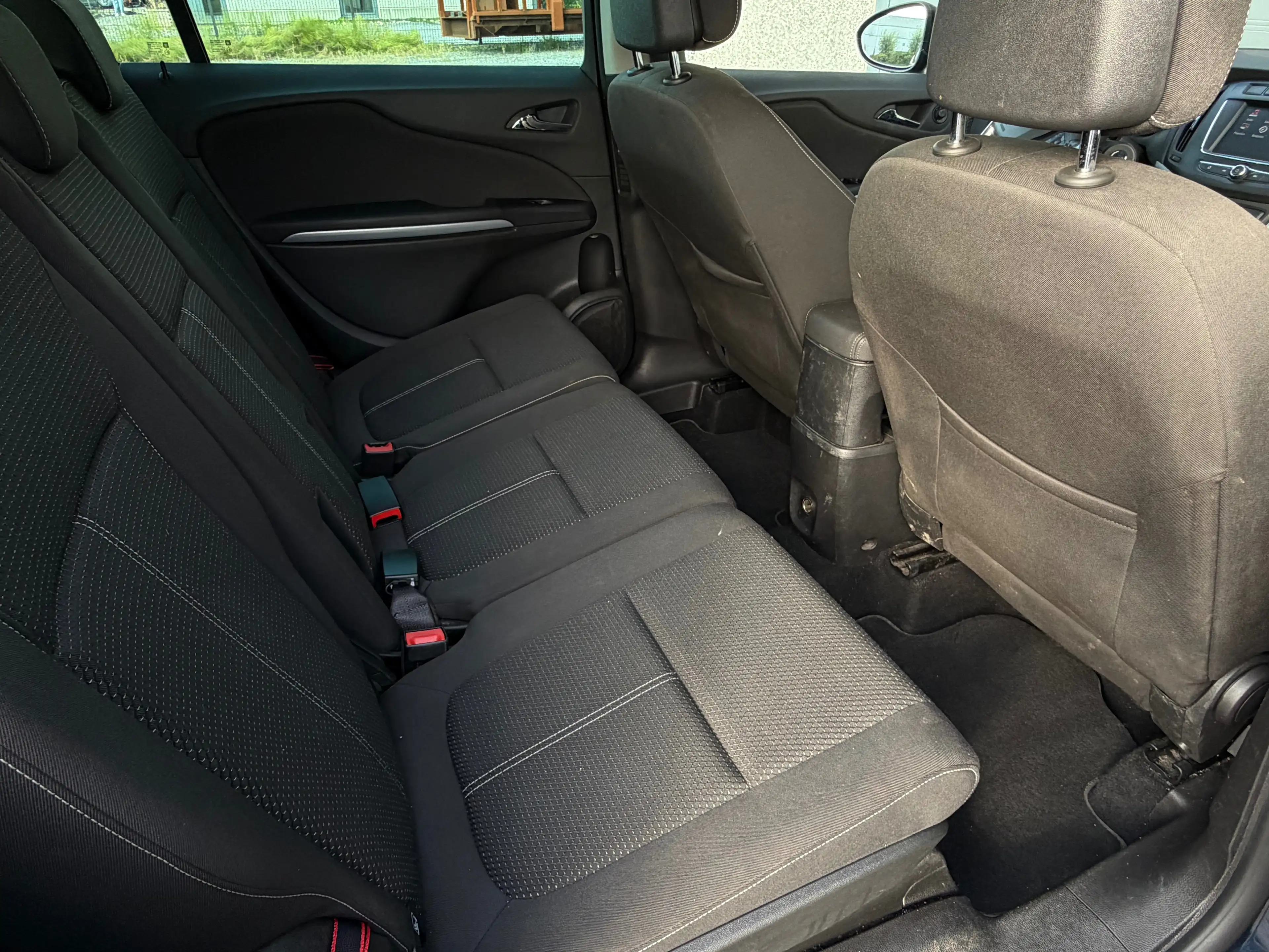 Opel Zafira Tourer Zafira 1.6 CDTi 7PLACE 12 MOIS GARANTIE — photo 8