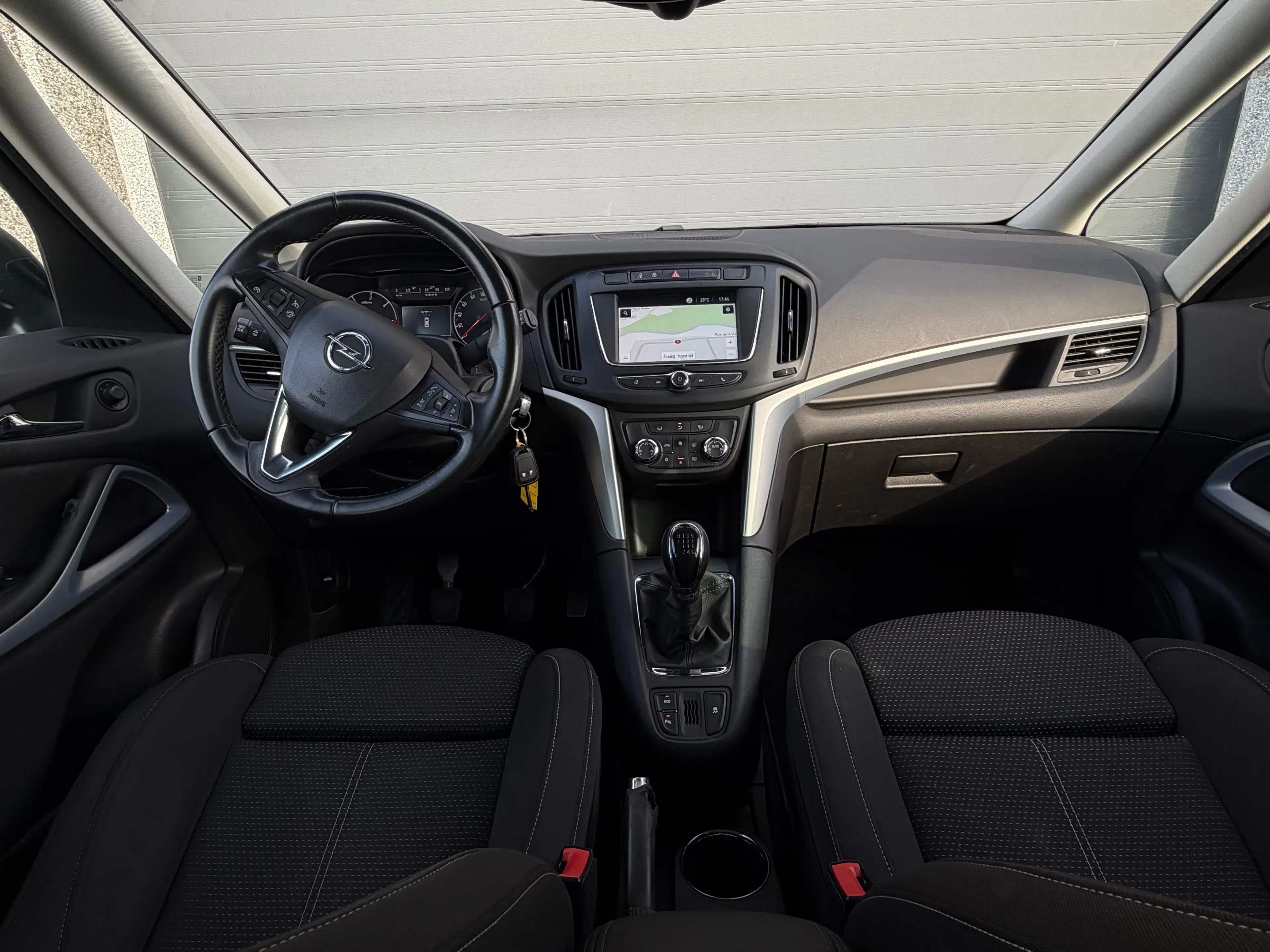 Opel Zafira Tourer Zafira 1.6 CDTi 7PLACE 12 MOIS GARANTIE — photo 12