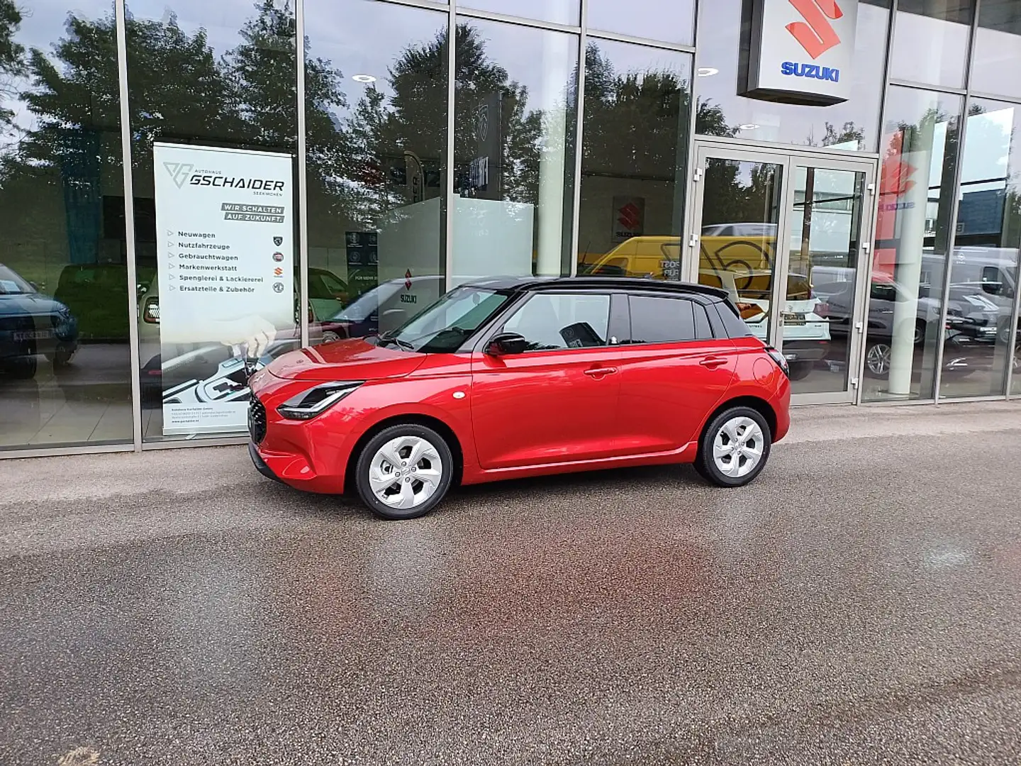 Suzuki Swift 1,2 Hybrid Shine Rot - 1