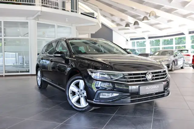 Volkswagen Passat main image
