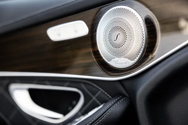 Mercedes-Benz GLC view 19