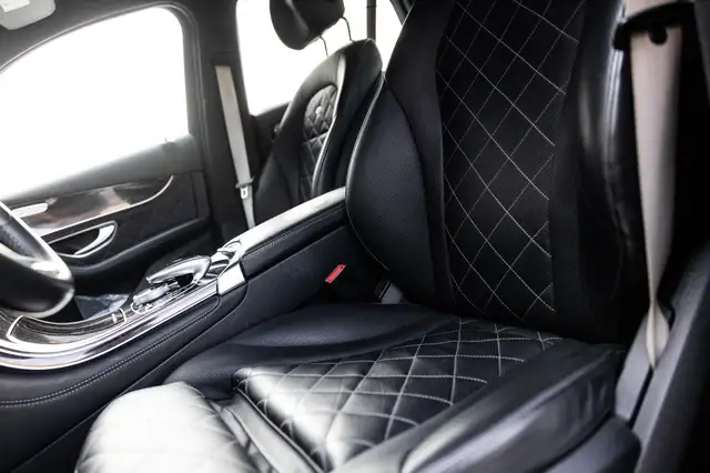 Mercedes-Benz GLC view 4