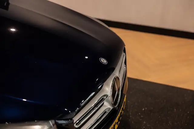 Mercedes-Benz GLC view 25