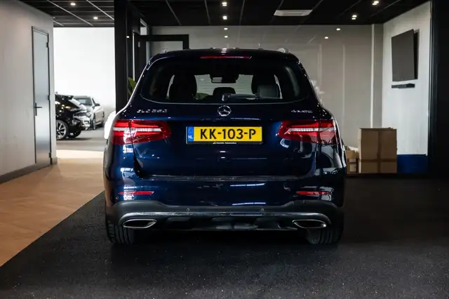 Mercedes-Benz GLC view 10