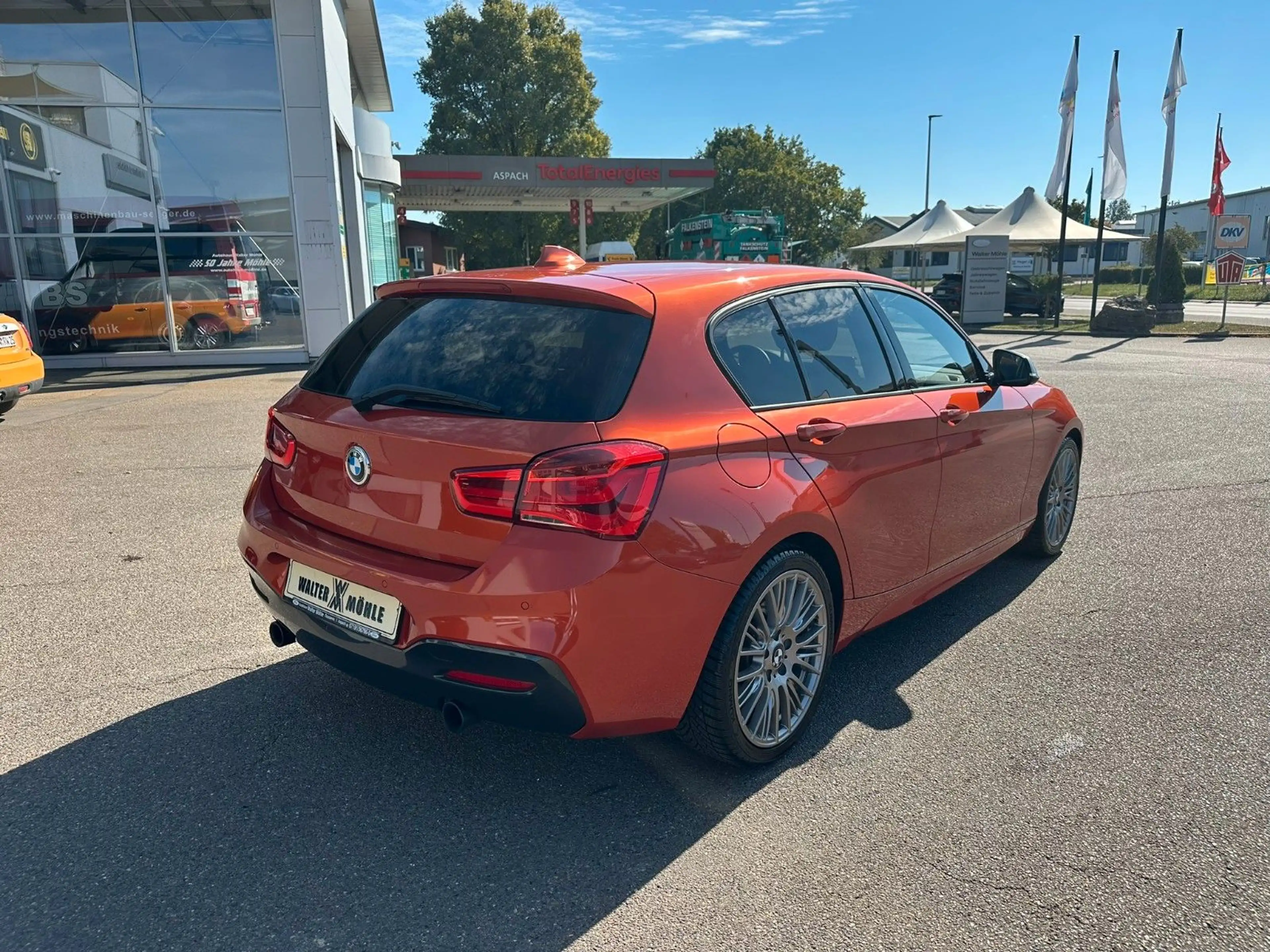 BMW 135 i x Drive Automatik *Navi/ PDC/ LED* — photo 8