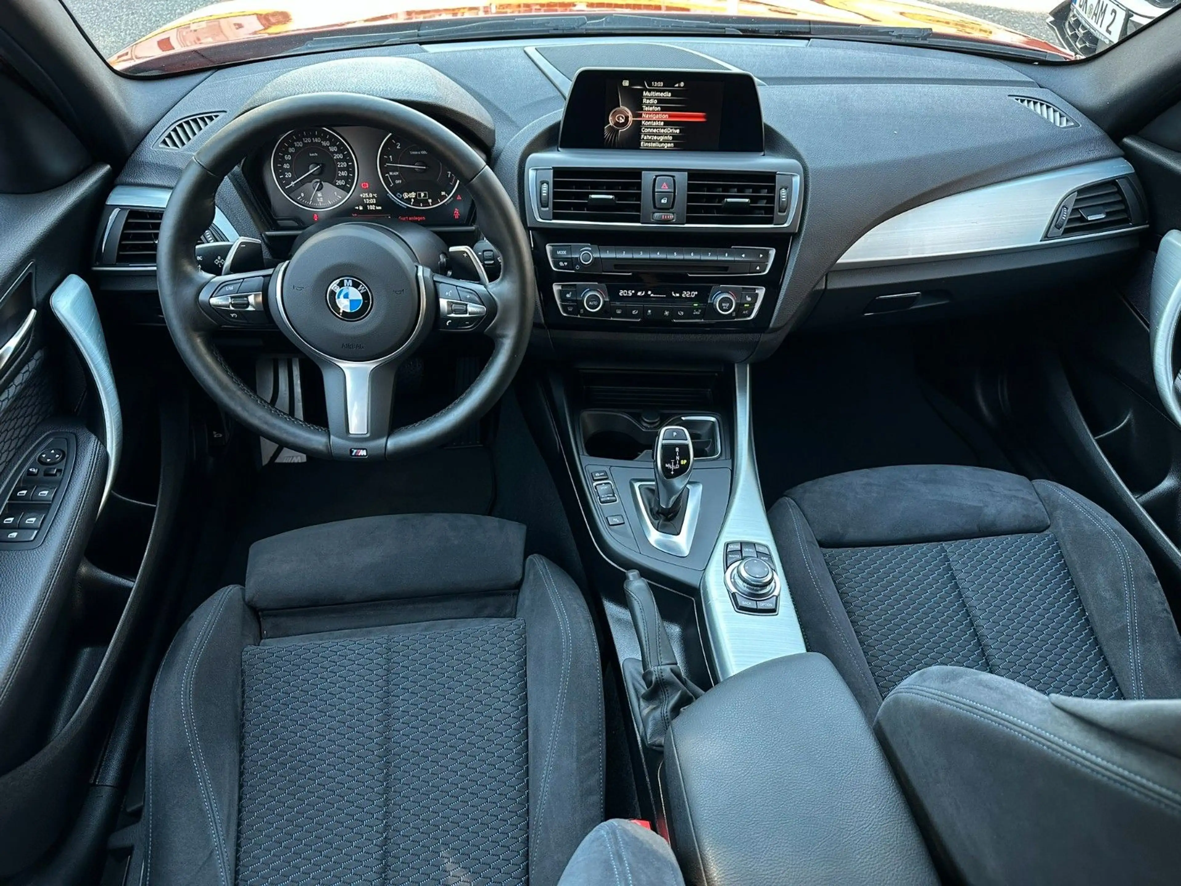 BMW 135 i x Drive Automatik *Navi/ PDC/ LED* — photo 13