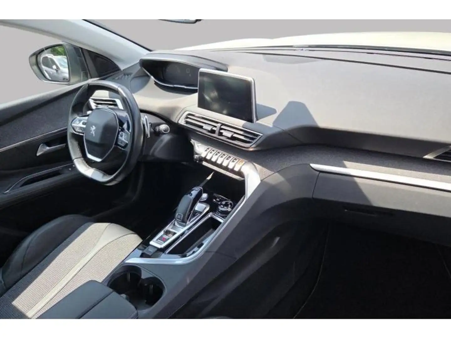 Peugeot 3008 ALLURE White - 2