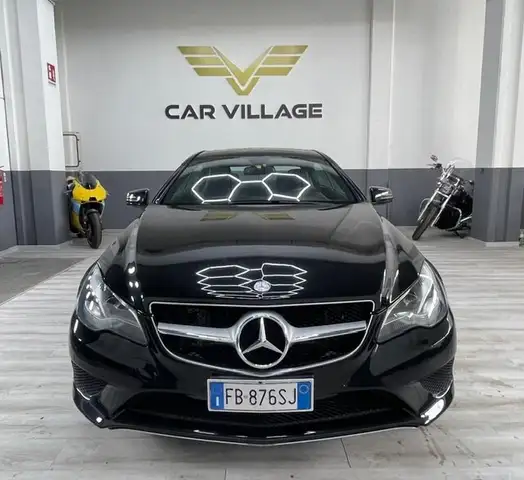 Mercedes-Benz E 220 E 220d Coupé Automatic Premium