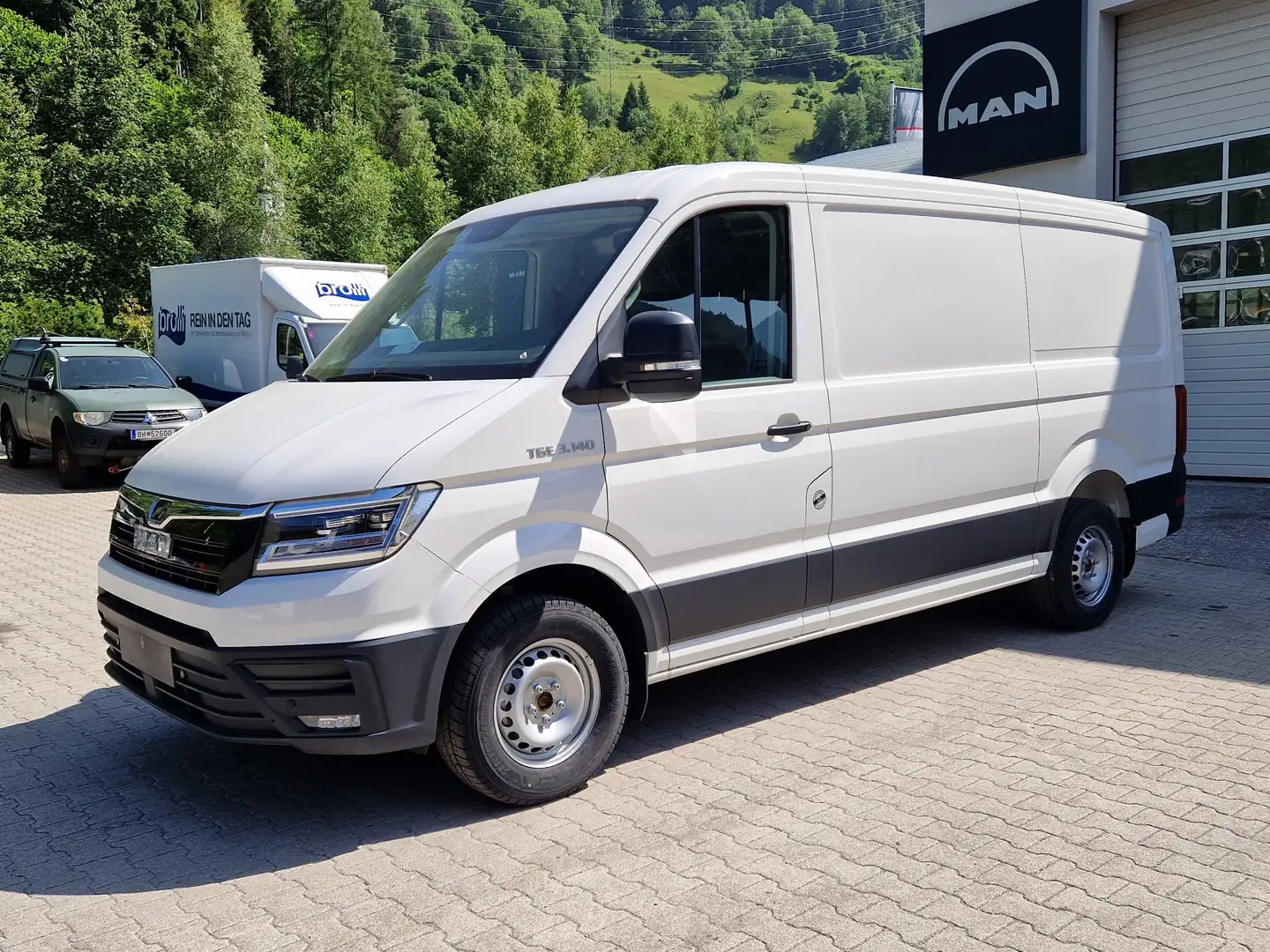 MAN TGE Kastenwagen L3H2 Weiß - 1