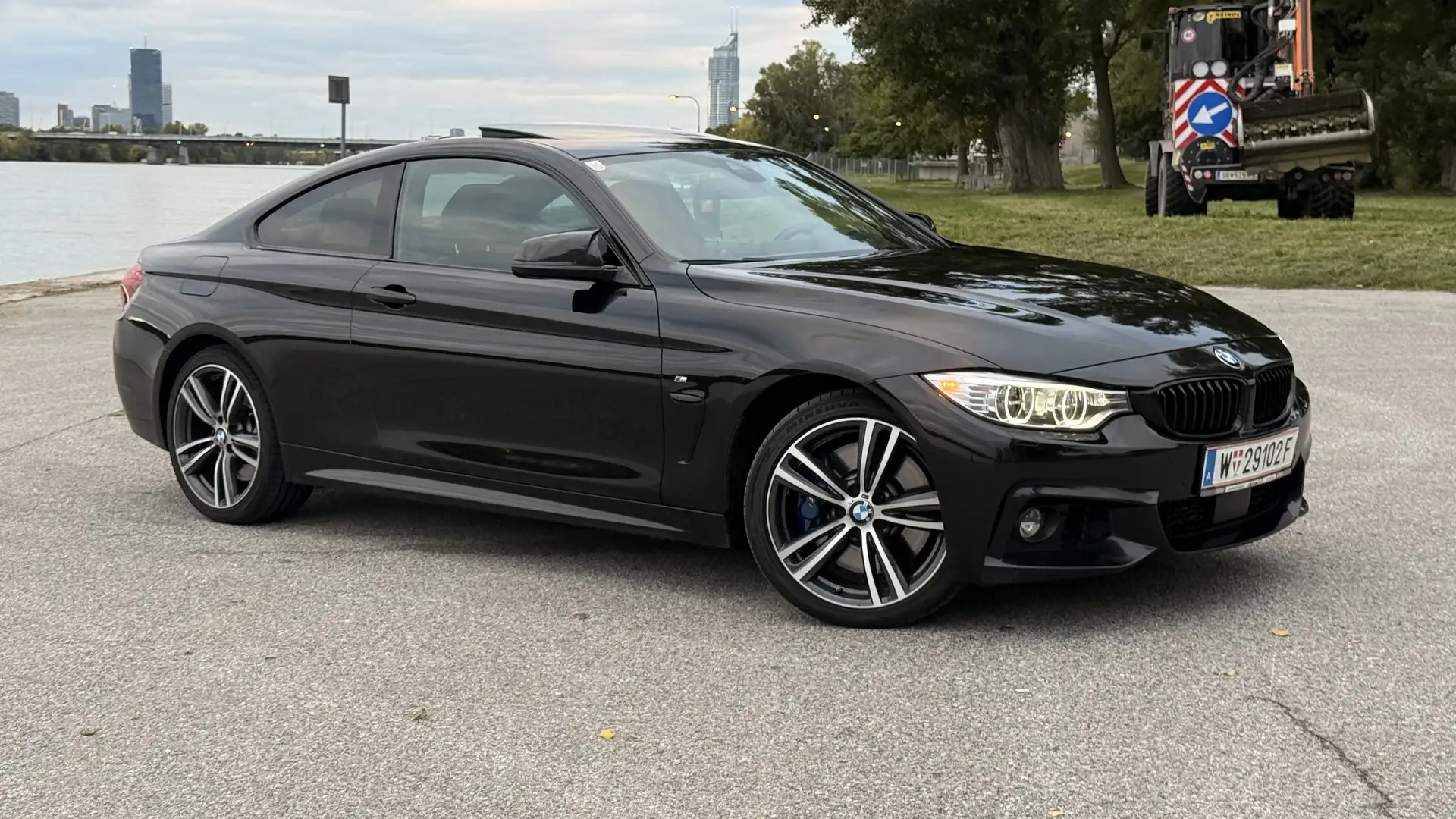 BMW 435 435d Coupe Vollausstattung Serviceheftgepflegt - 2