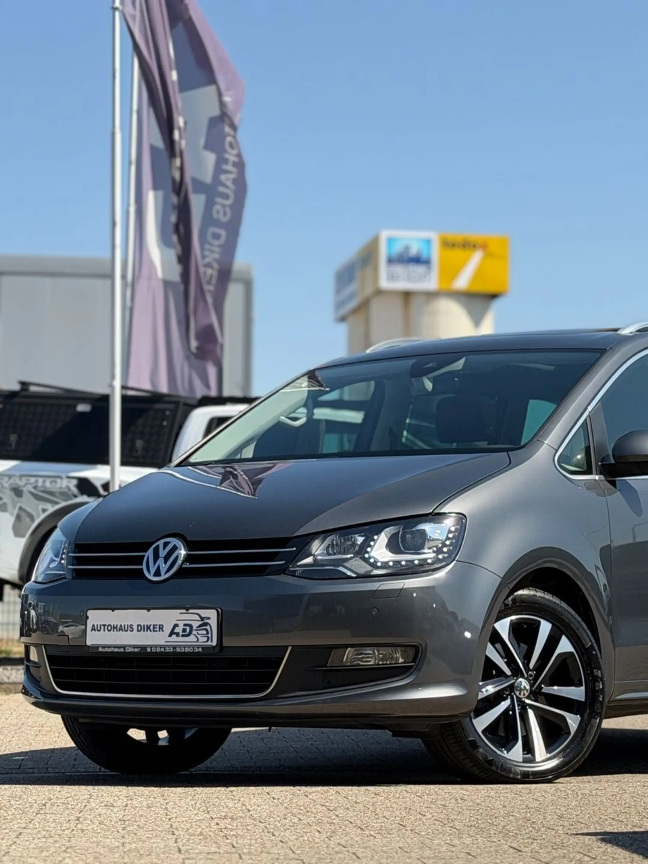 Volkswagen Sharan United 7 Sitzer, Pano, LED, Navi, — photo 7
