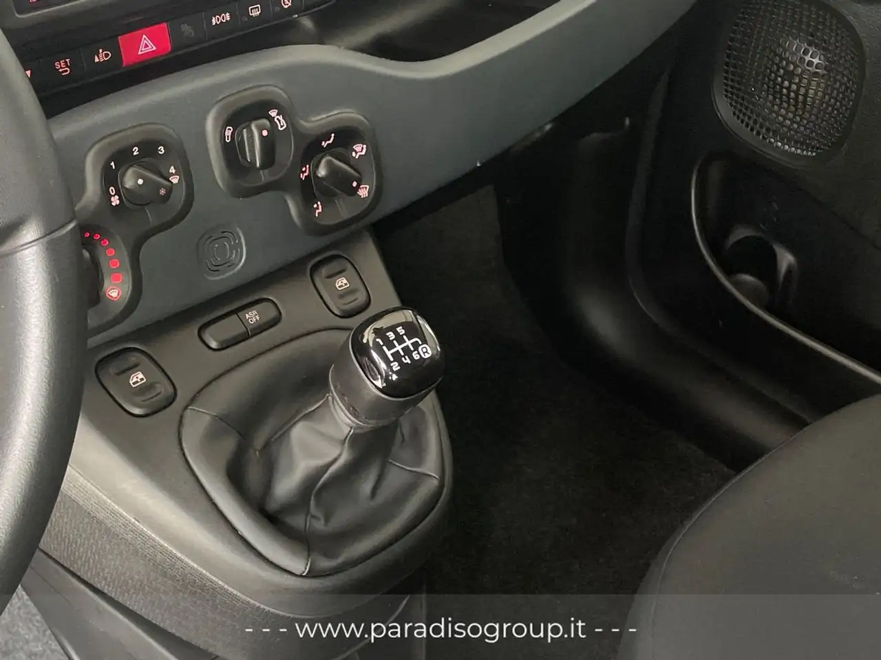 Fiat Panda CROSS | 1.0 FIREFLY - HYBRID - 70CV | 2024 18