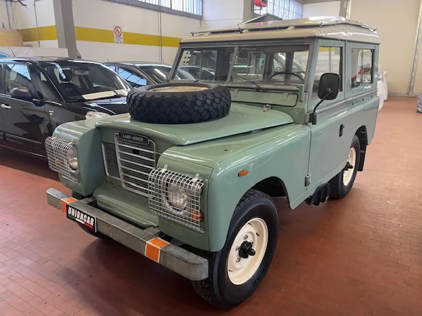 Land Rover Series Land Rover Mod. 88 Grün - 1