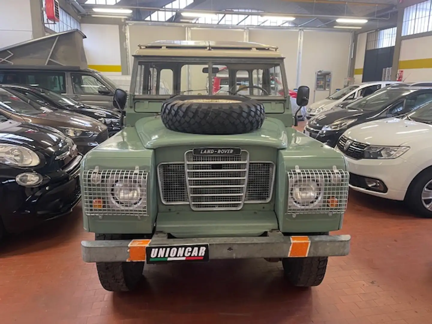 Land Rover Series Land Rover Mod. 88 Grün - 2