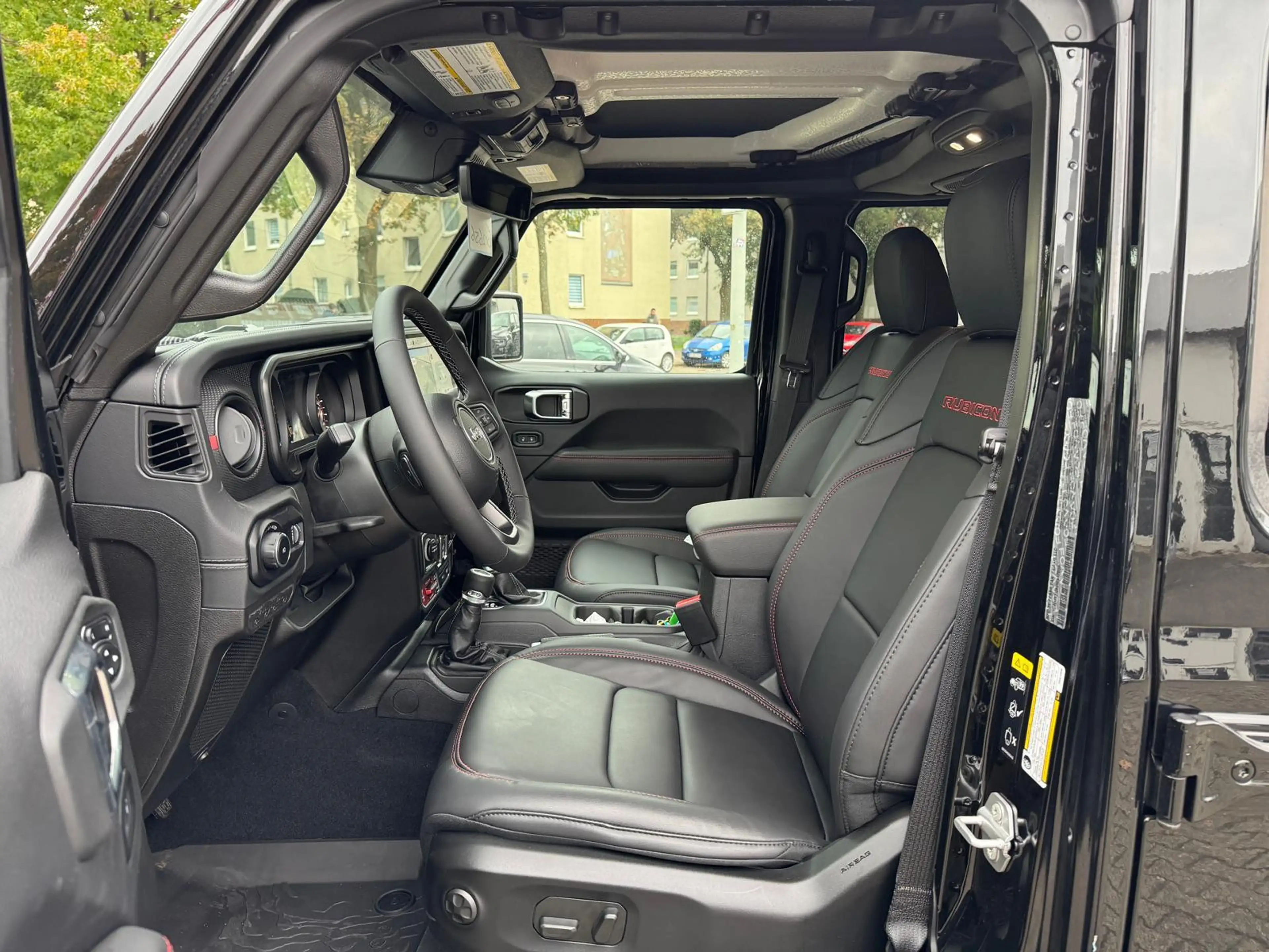 Jeep Wrangler Unlimited 3.6 V6 Rubicon X Xtreme Recon 2026 — photo 12