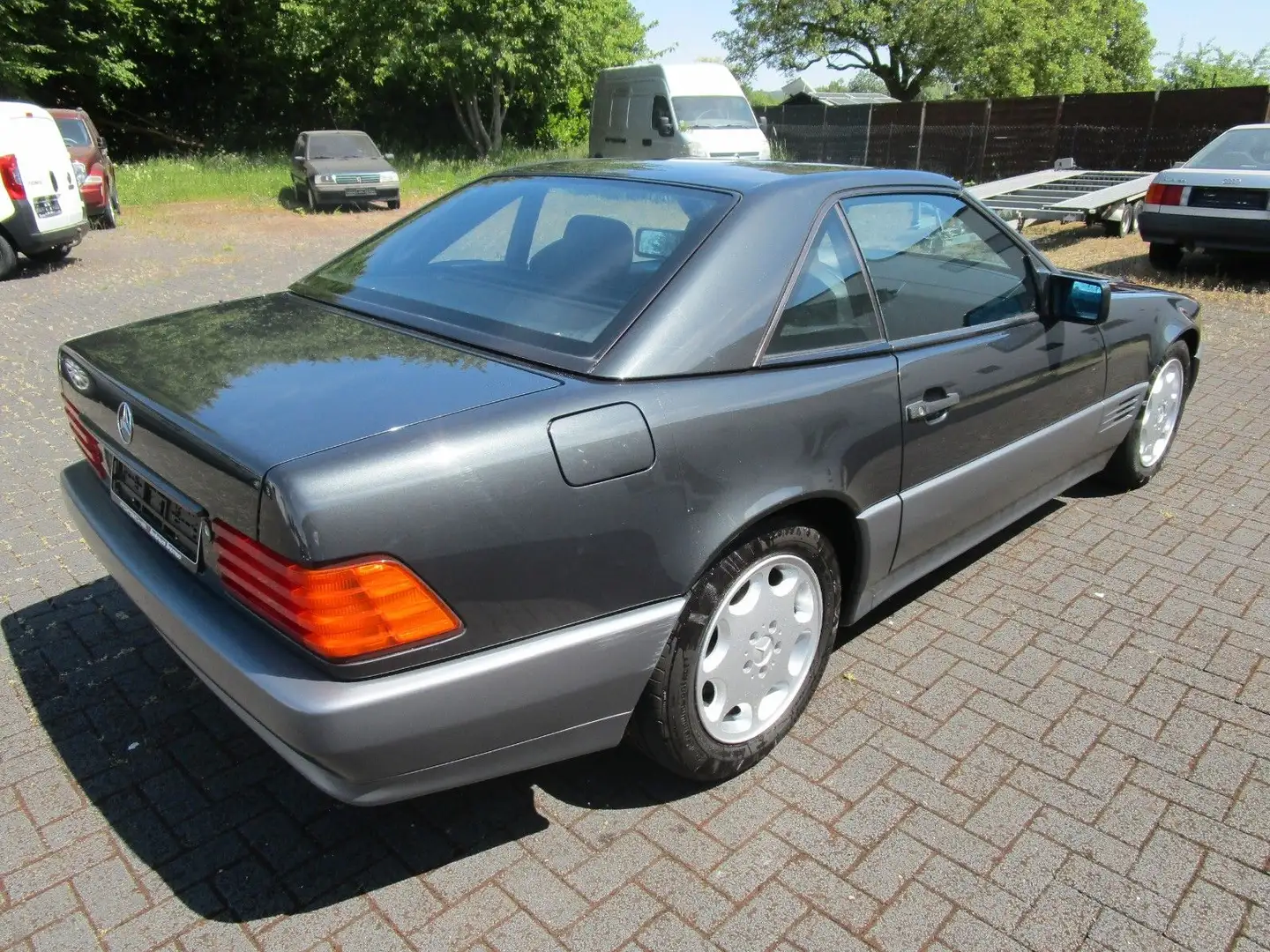 Mercedes-Benz SL 500 SL 500 Deutsches Fahrzeug H-Kennzeichen Black - 2
