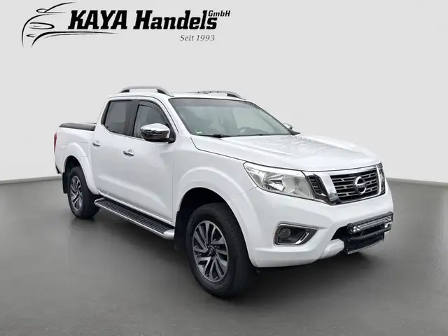 Nissan Navara NP300 Double Cab 4x4 Navi/Kamera/LKW