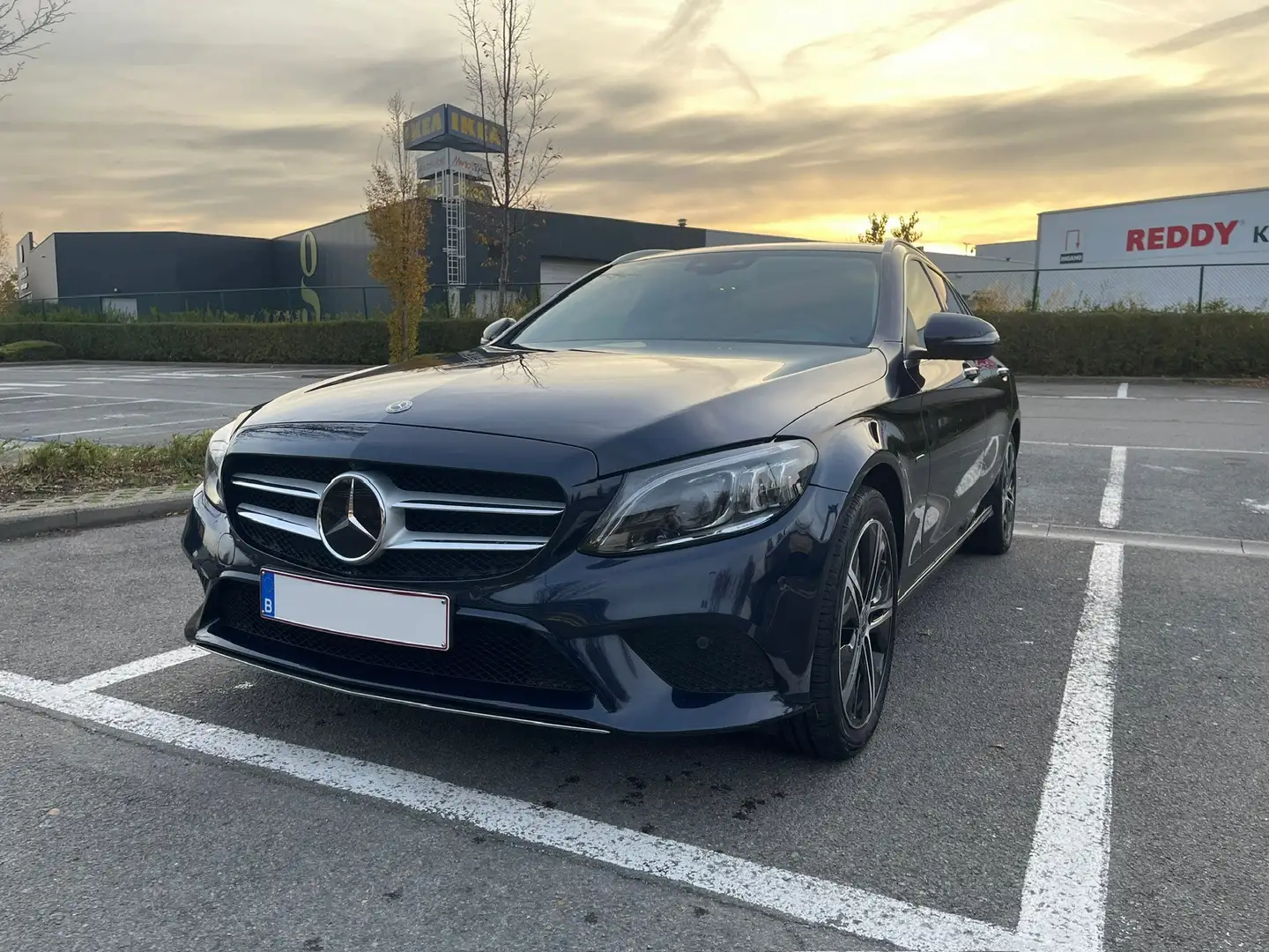 Mercedes-Benz C 300 de T AVANTGARDE PANO*BURMESTER*AIRMATIC*360*DISTR+ Blauw - 2