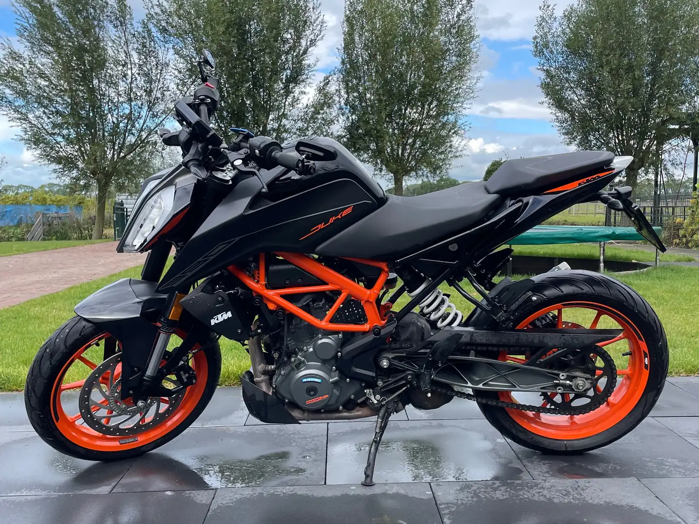 KTM 390 Duke KTM Duke 390 2021 Portocaliu - 1