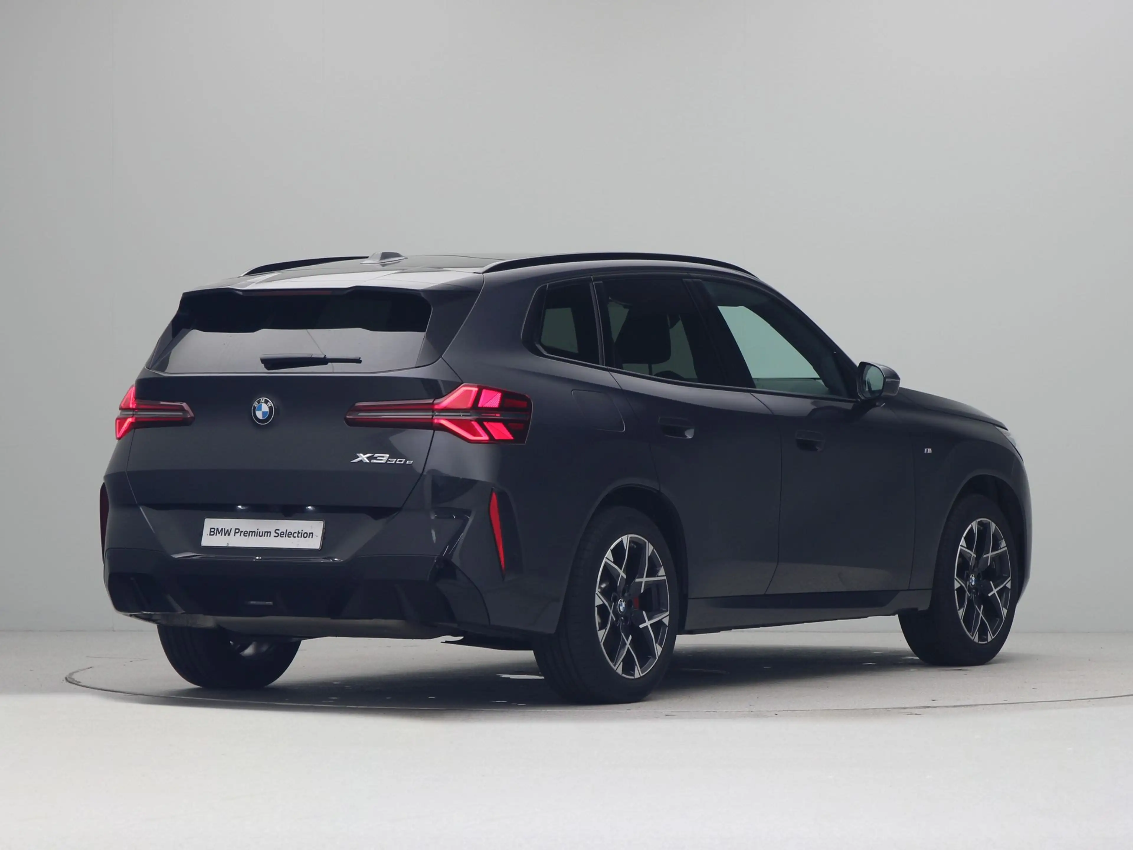 BMW X3 30e xDrive — photo 9