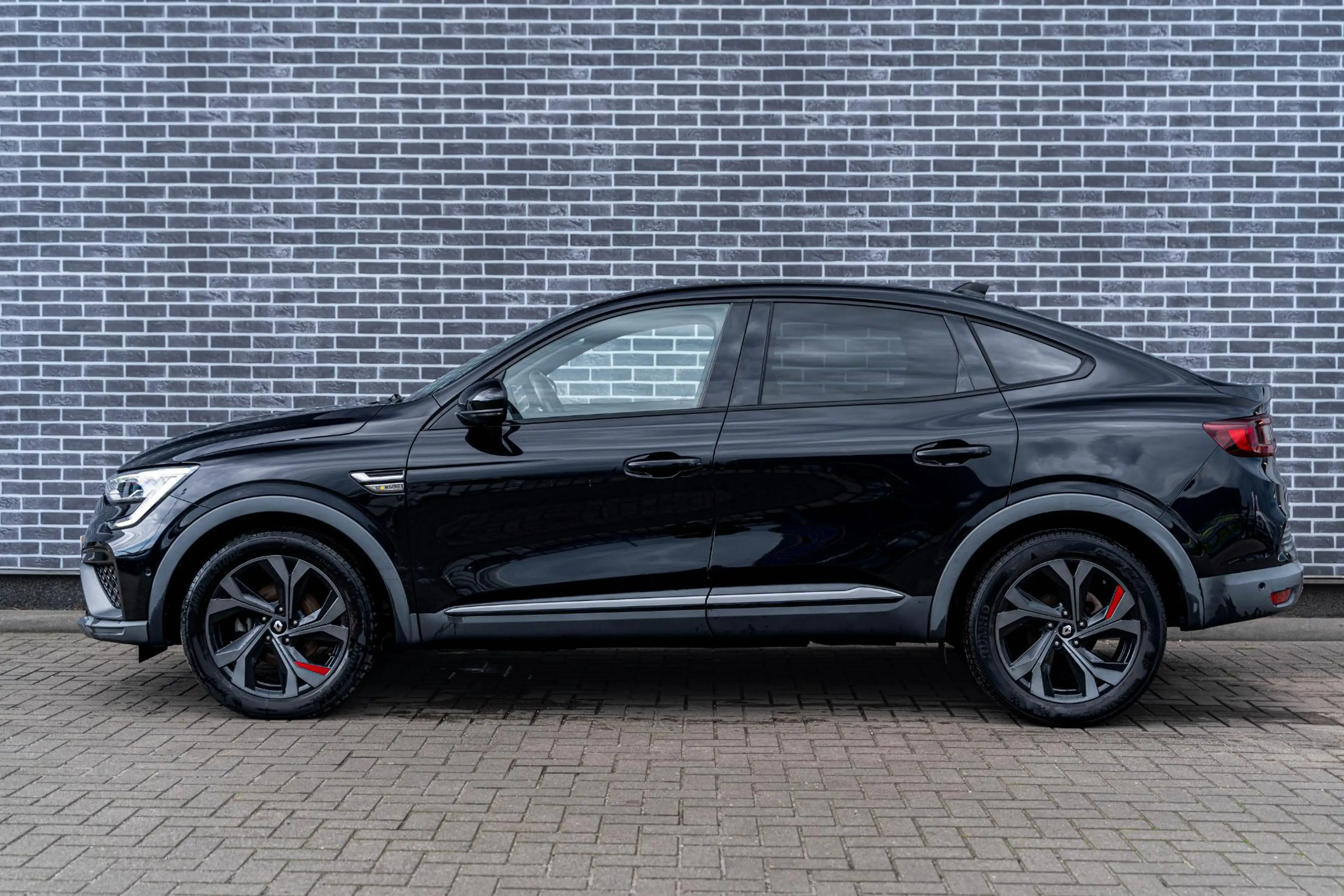 Renault Arkana 1.6 E-Tech Hybrid 145 R.S. Line | Achteruitrijcame — photo 3