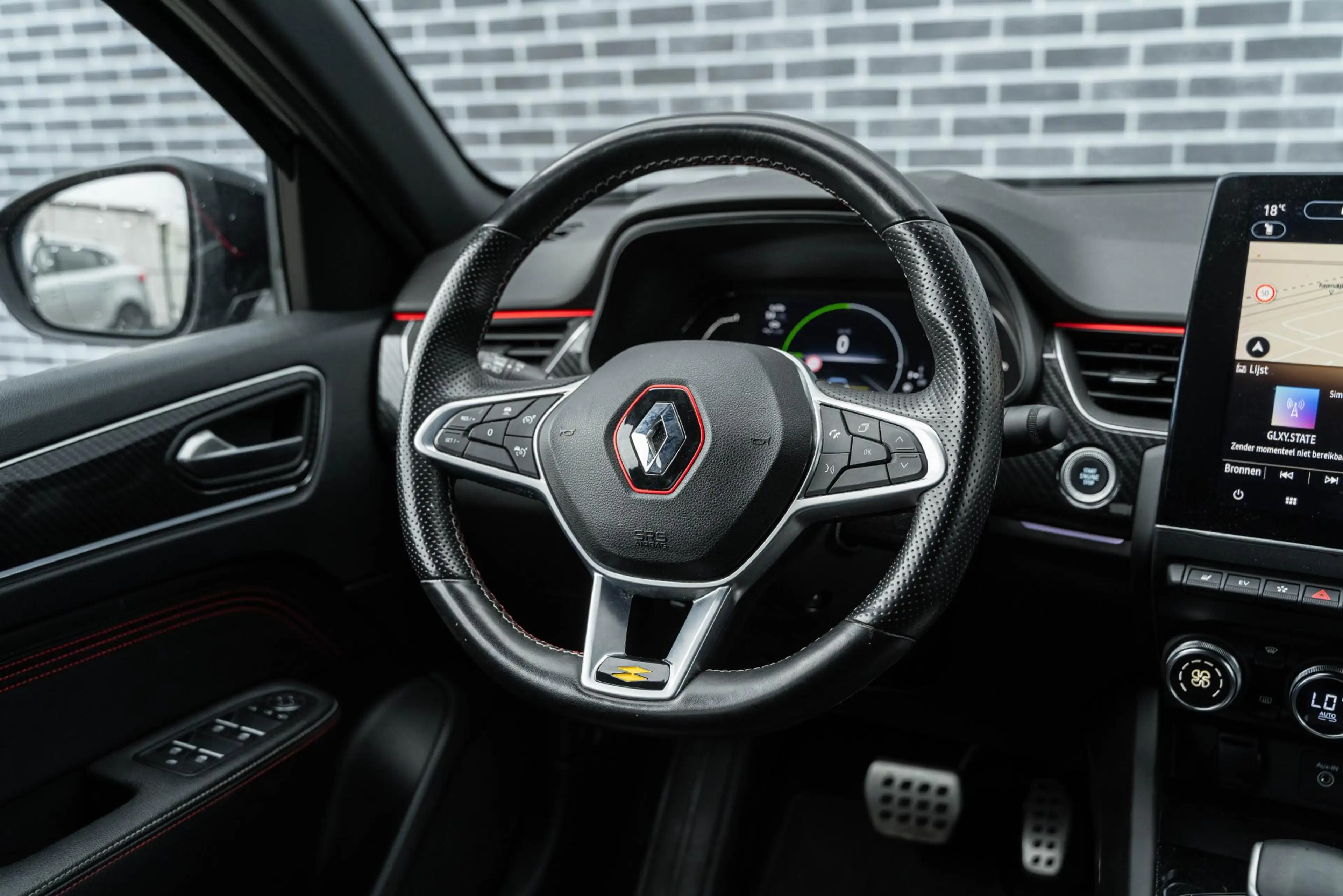 Renault Arkana 1.6 E-Tech Hybrid 145 R.S. Line | Achteruitrijcame — photo 14