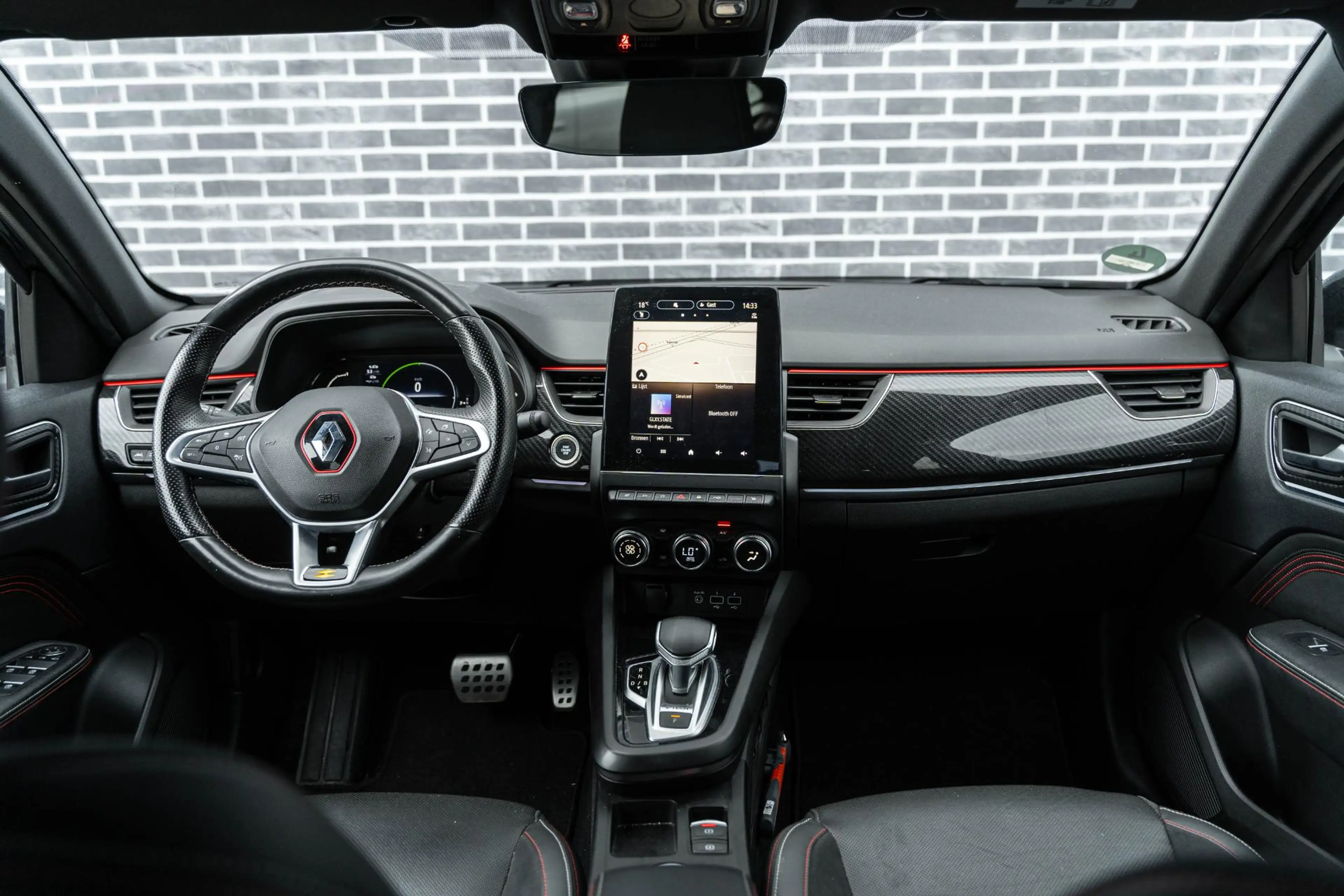 Renault Arkana 1.6 E-Tech Hybrid 145 R.S. Line | Achteruitrijcame — photo 2