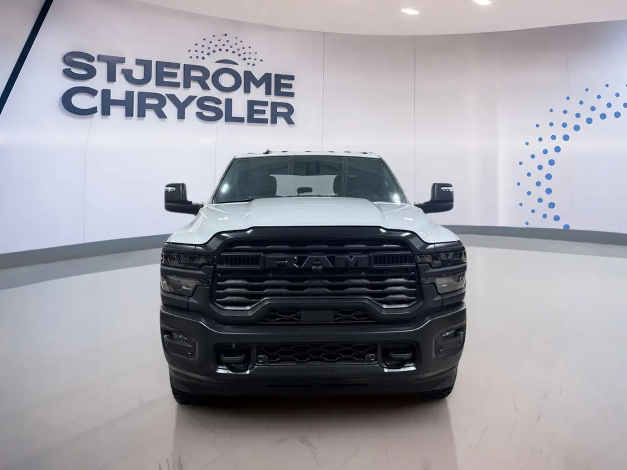 RAM 2500 снимка RAM 2500