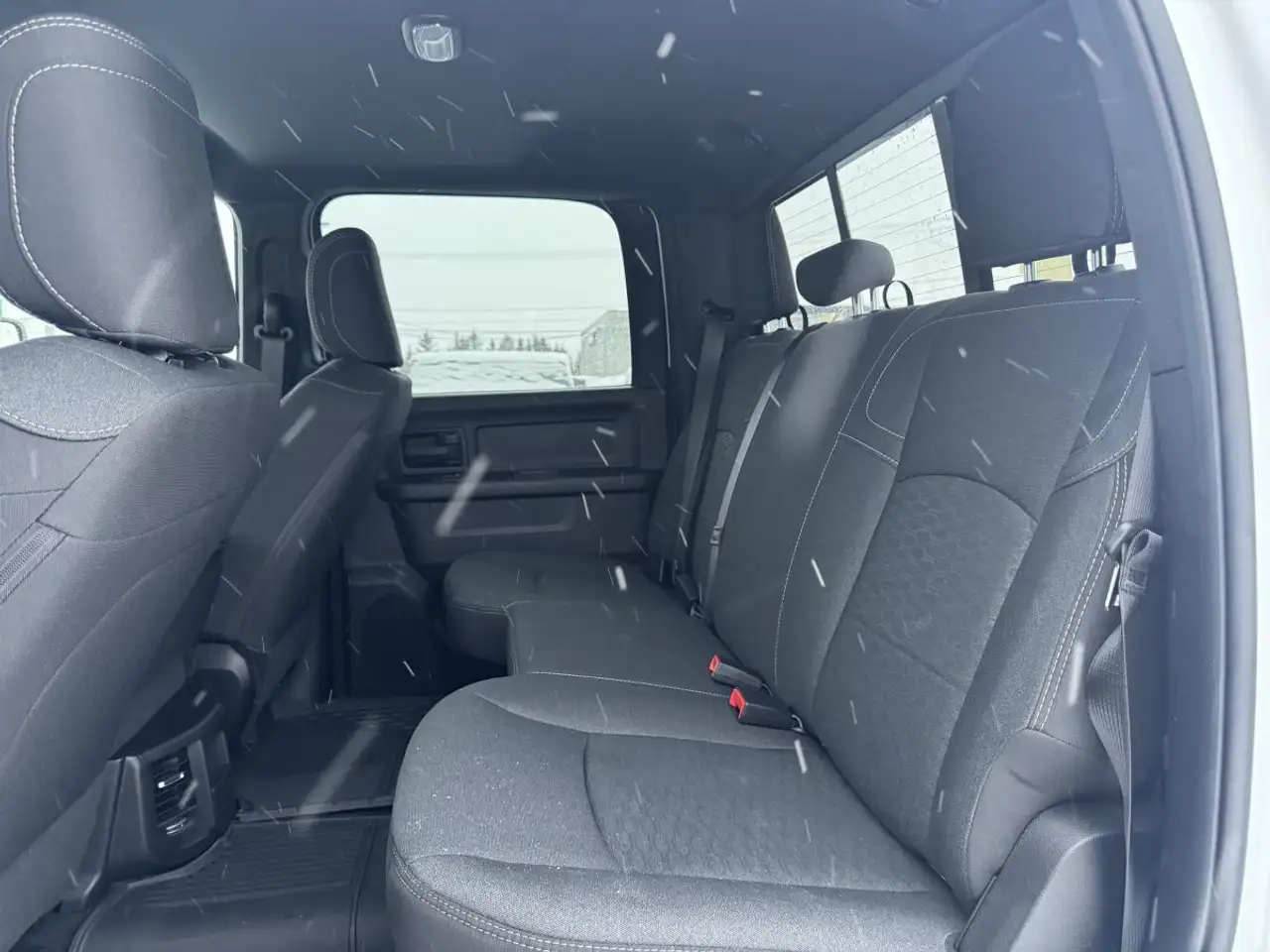 RAM 2500 снимка RAM 2500
