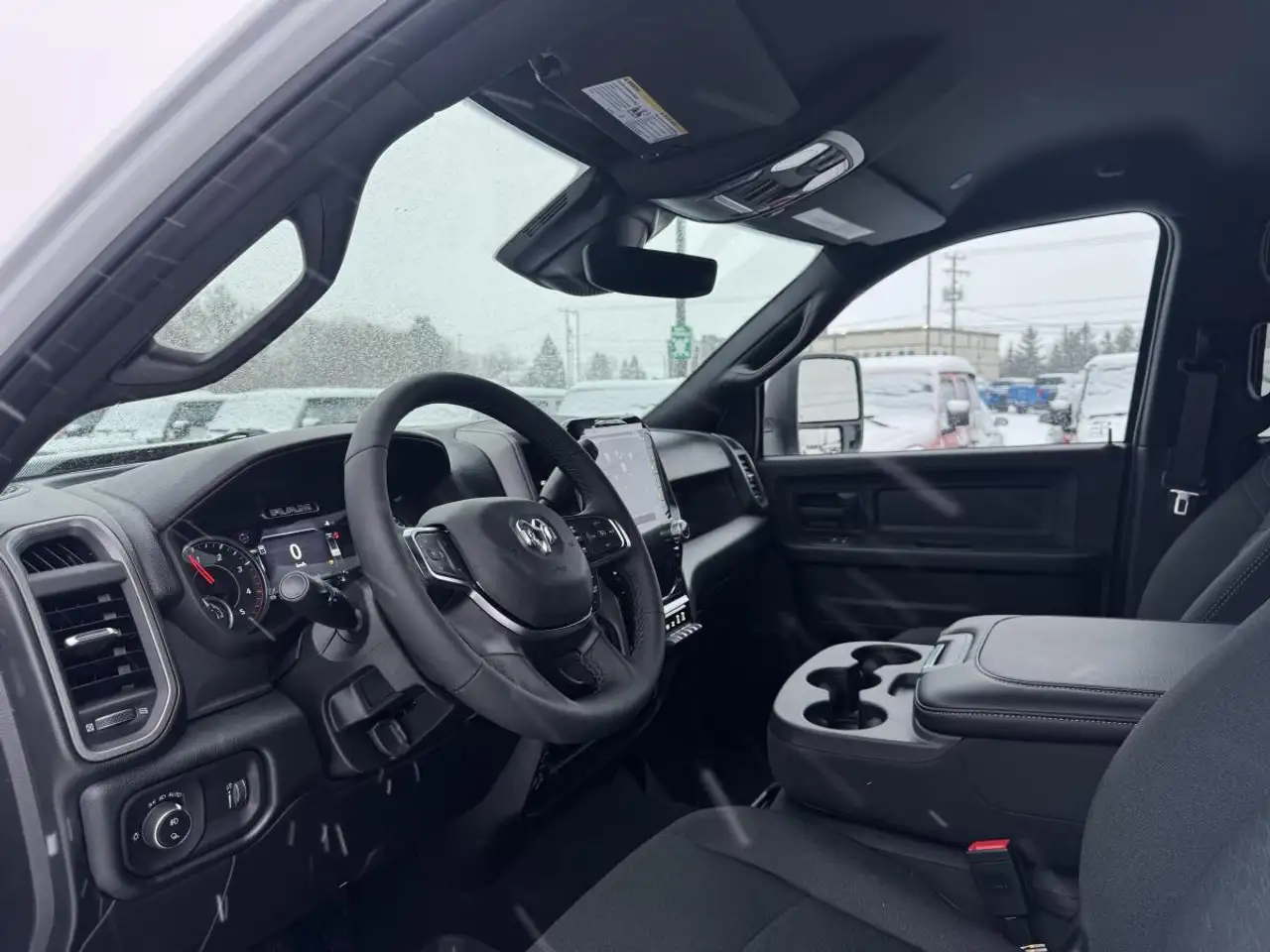 RAM 2500 снимка RAM 2500