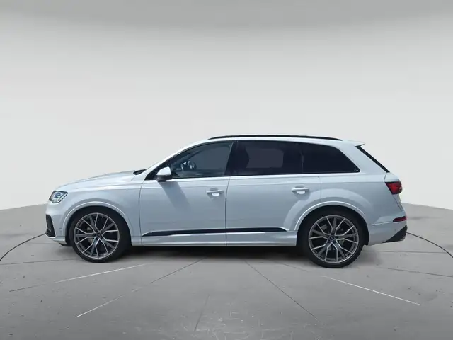 Audi SQ7 view 6