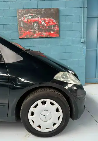 Mercedes-Benz A-Class view 3