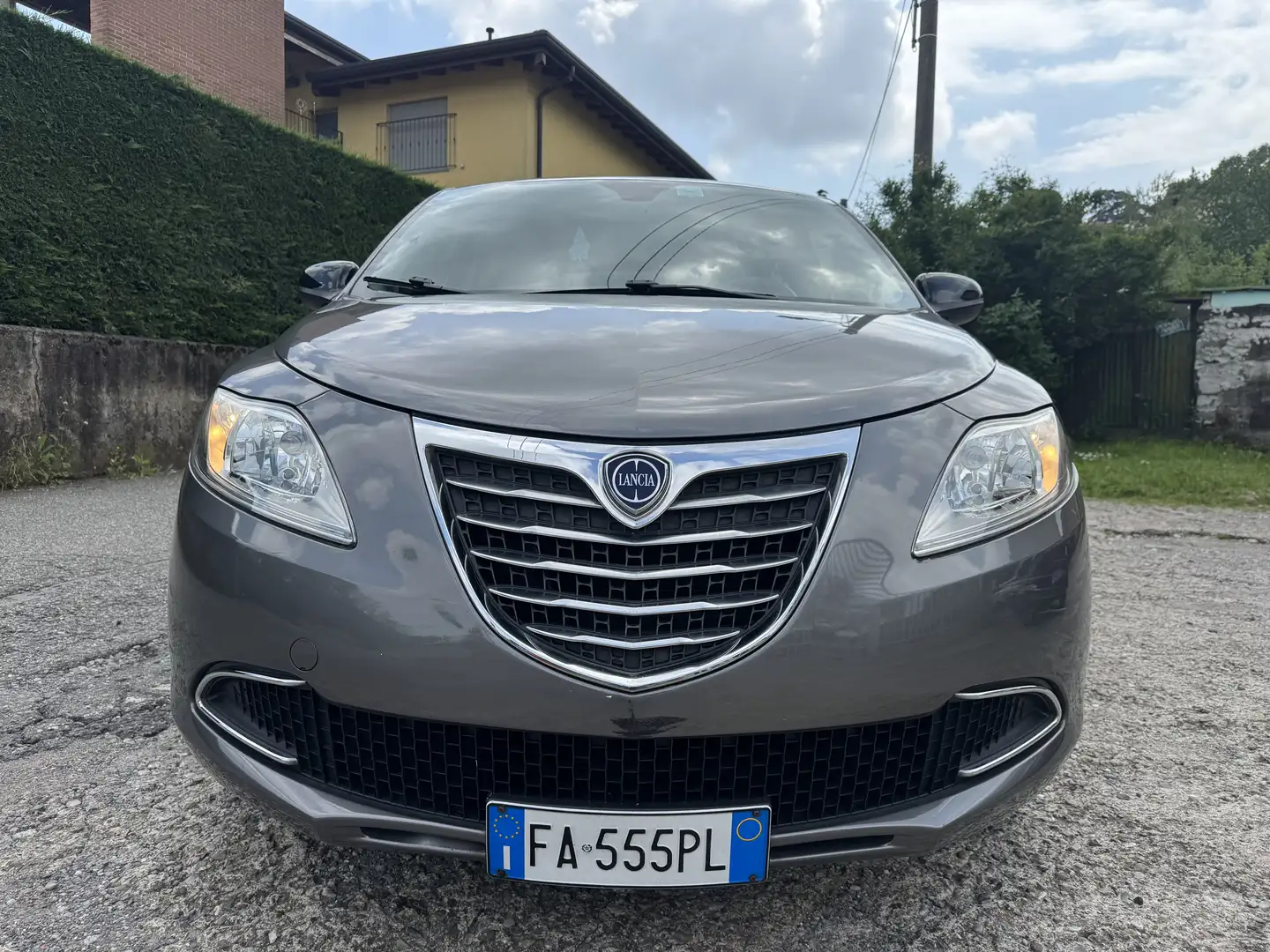 Lancia Ypsilon 1.2 8v Elefantino 69cv my14 - 1
