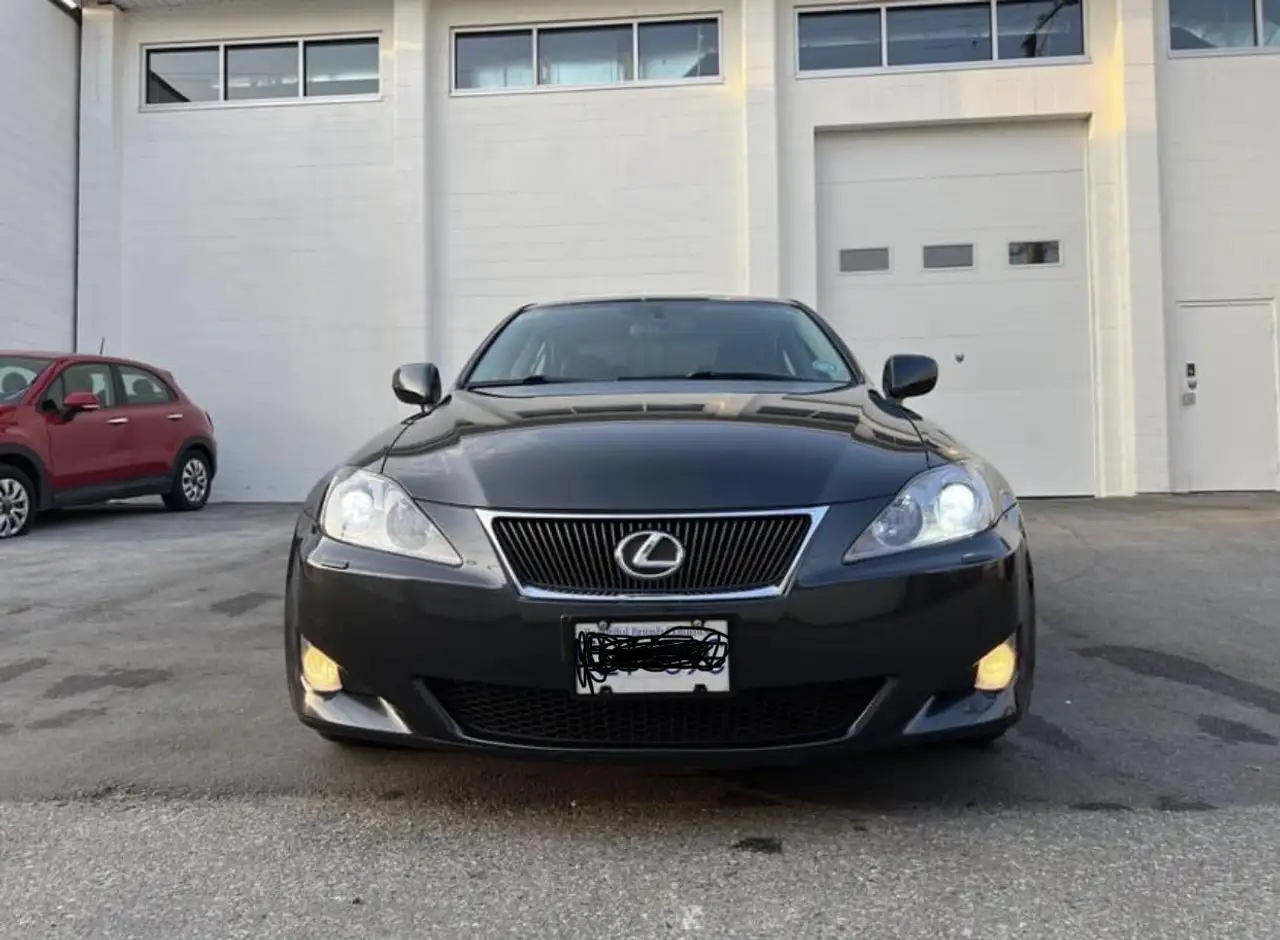 Lexus IS fotografie Lexus IS