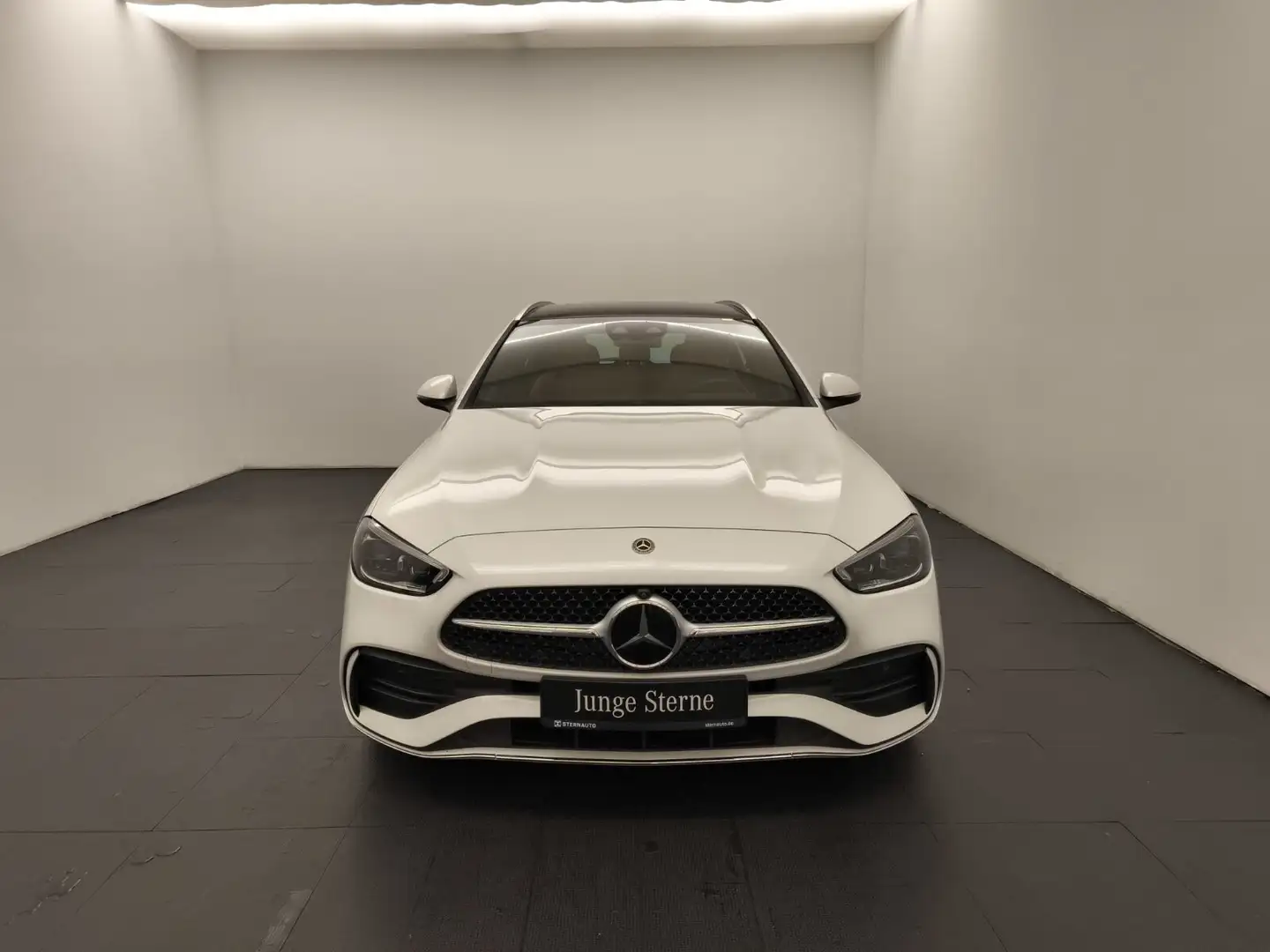 Mercedes-Benz C 220 C 220d T AMG Distro Pano HinterachsLenk KeyGo Navi Weiß - 2