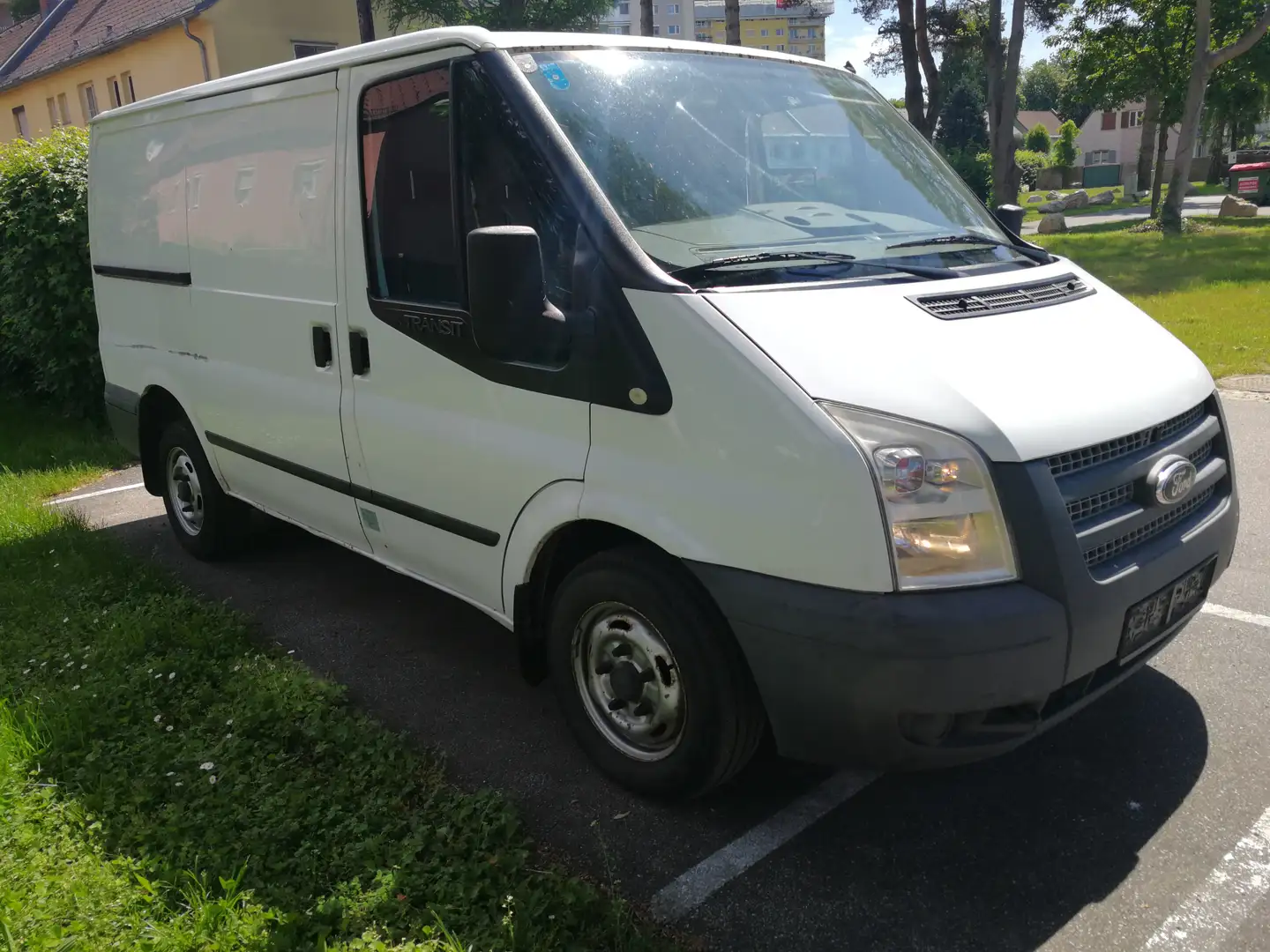 Ford Transit 2,2 tdci Kasten Weiß - 1