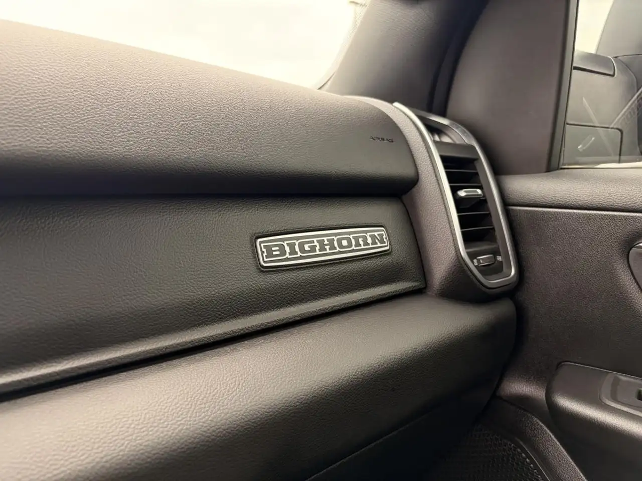 RAM 1500 fotografie RAM 1500