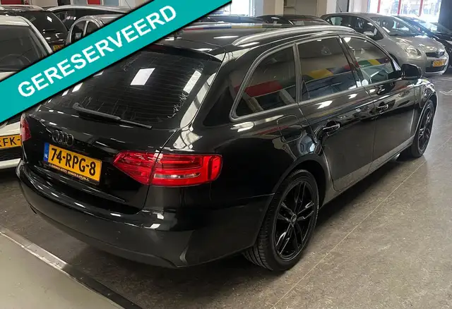 Audi A4 view 12