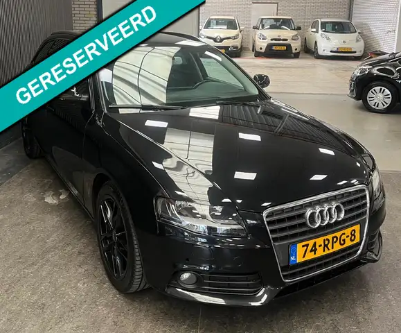 Audi A4 view 13