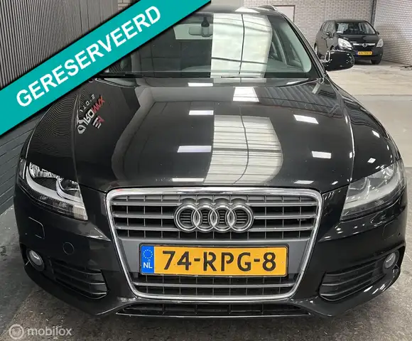 Audi A4 view 5