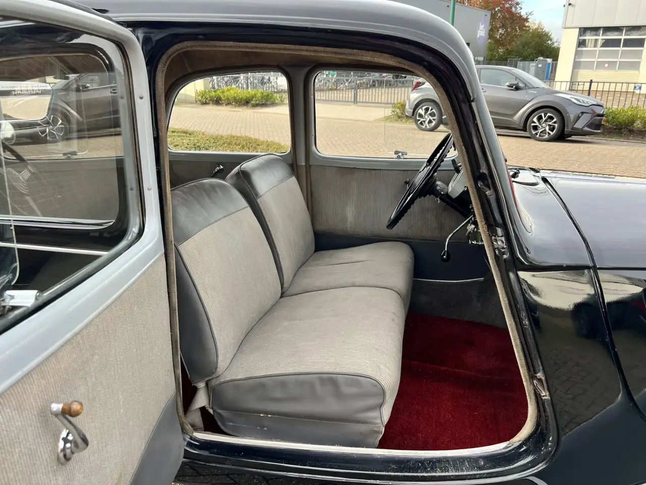 Citroen Traction Avant 11BL 1953 (Nederlands kenteken), foto 4