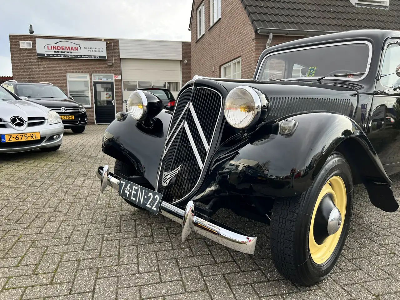 Citroen Traction Avant 11BL 1953 (Nederlands kenteken), foto 11