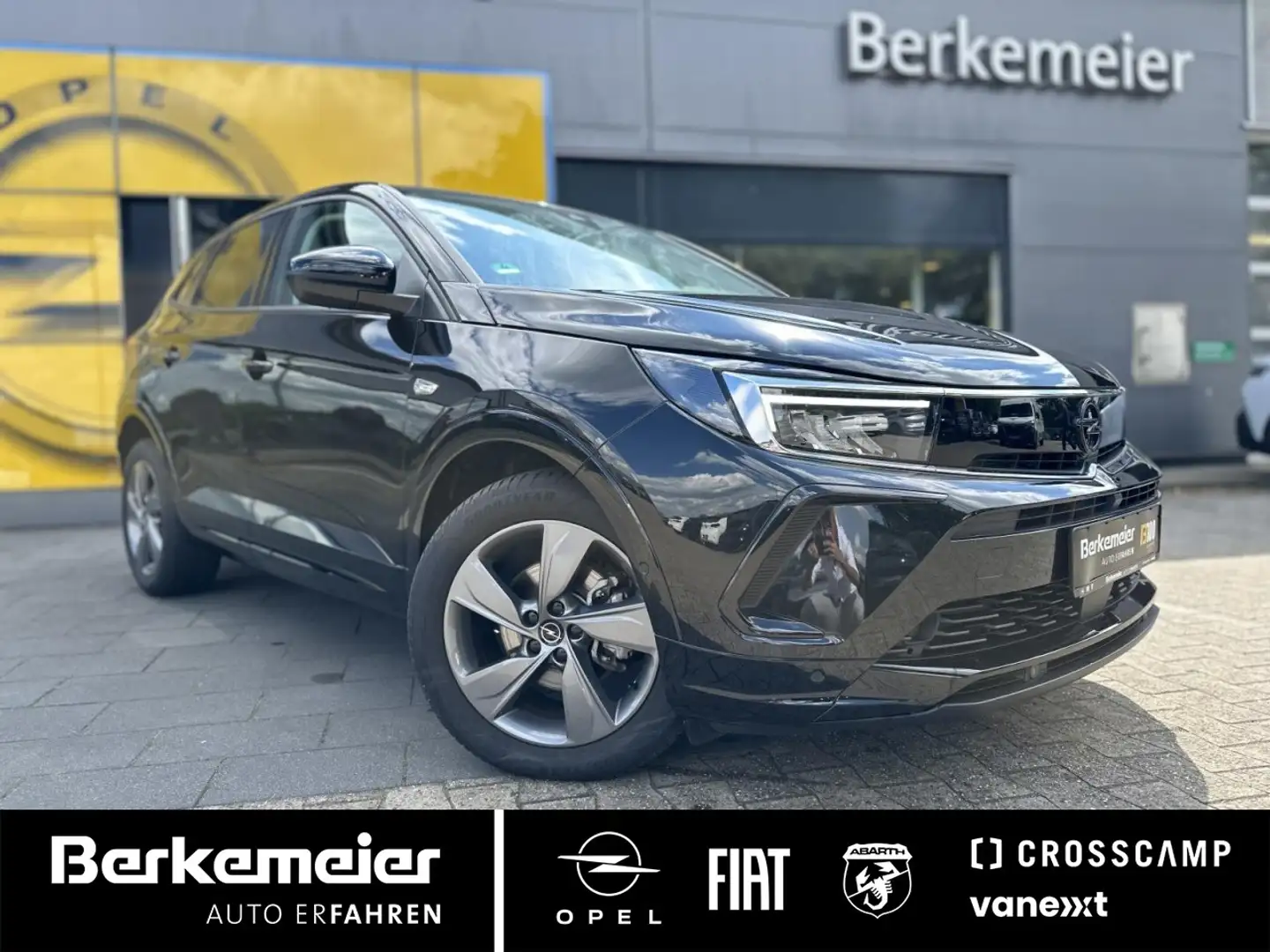 Opel Grandland 1.2 GS Line ** AHK/Kamera ** Zwart - 1