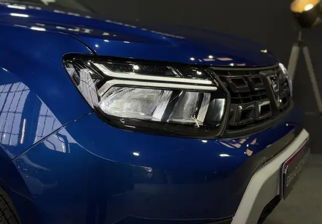 Dacia Duster view 3