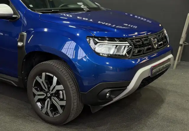 Dacia Duster view 2
