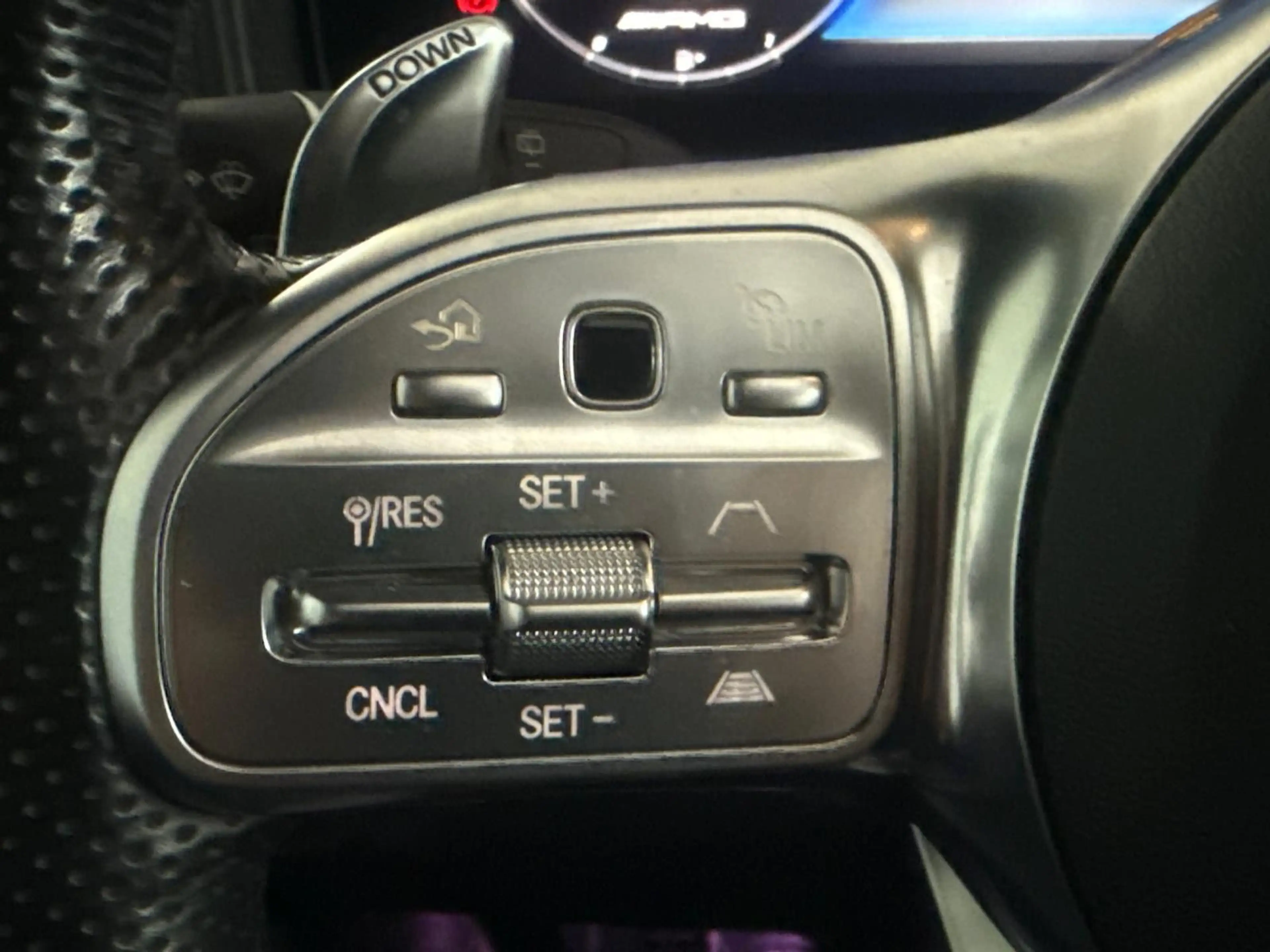 Mercedes-Benz G 63 AMG - 4,0-Liter V8 - Standheizung - — photo 11