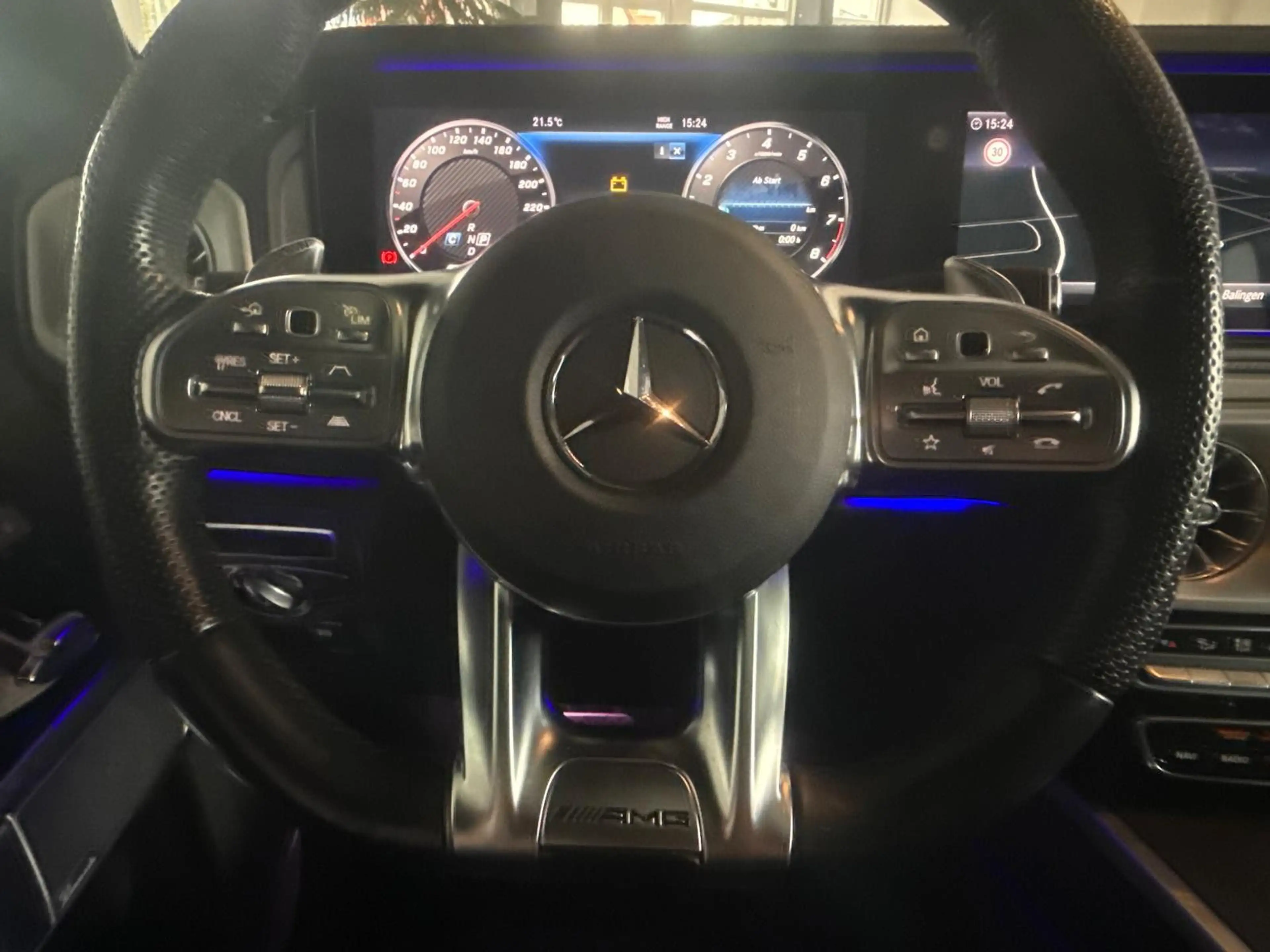 Mercedes-Benz G 63 AMG - 4,0-Liter V8 - Standheizung - — photo 10