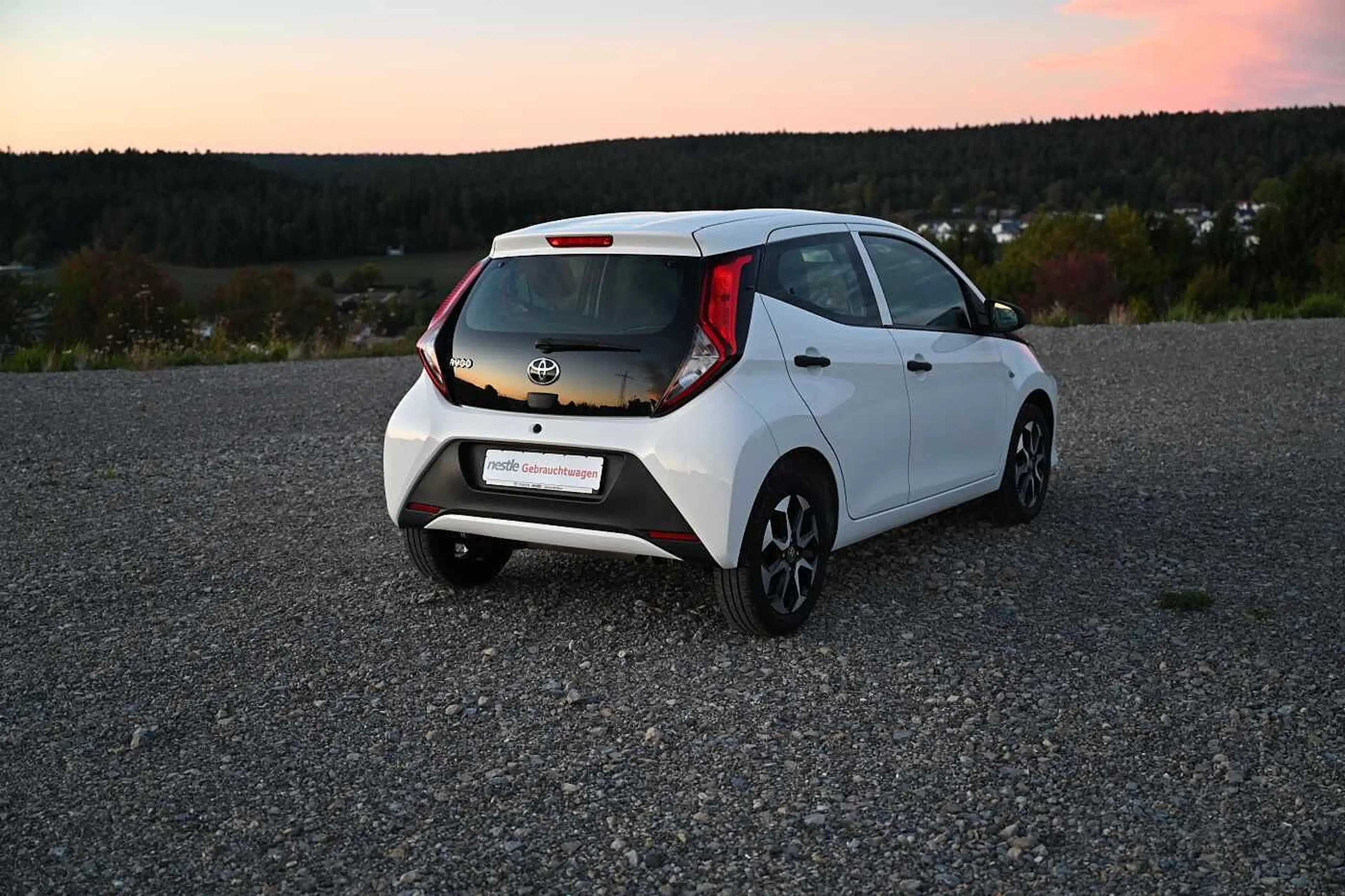 Toyota Aygo 5-Türer x — photo 5