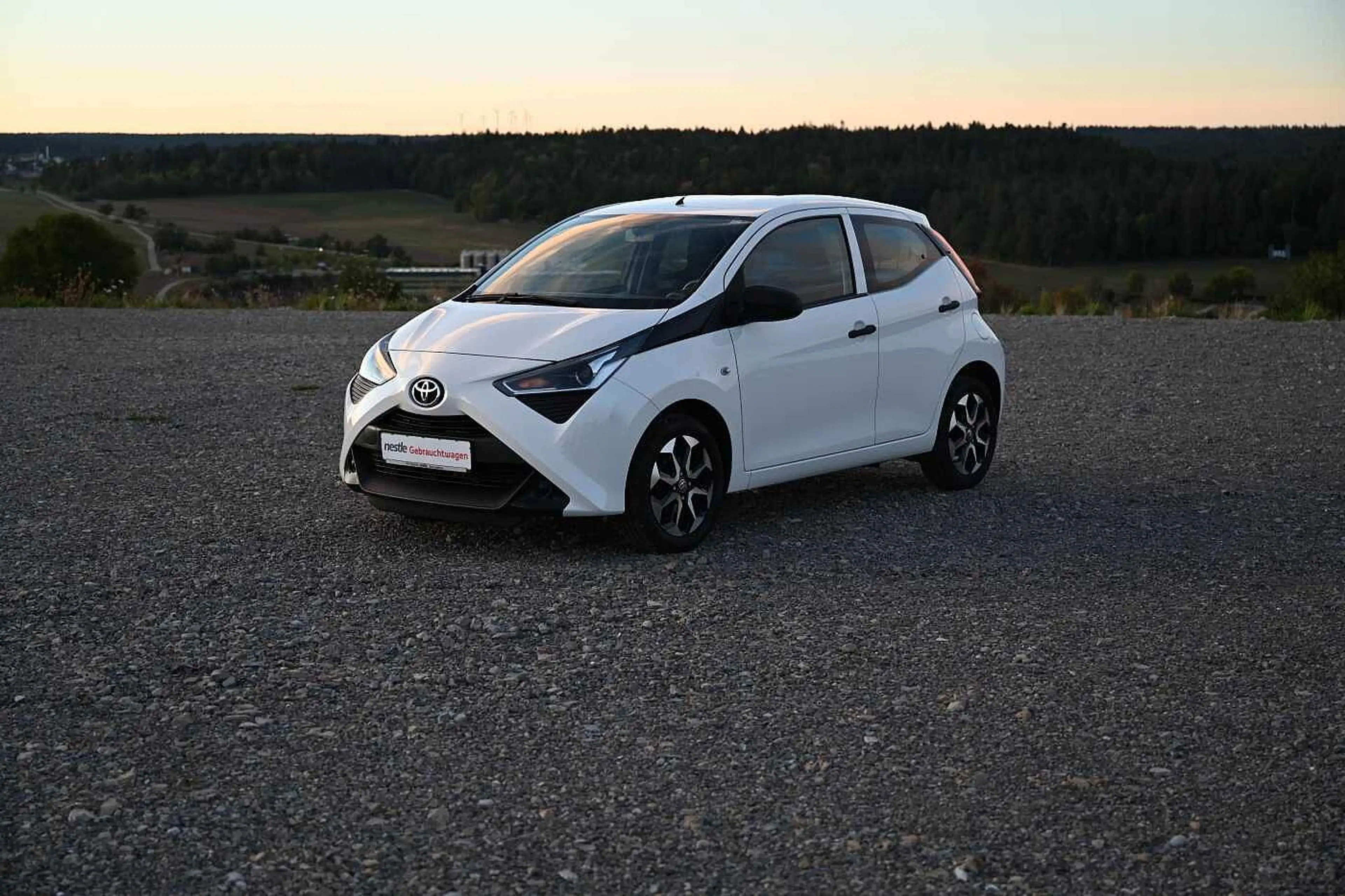 Toyota Aygo 5-Türer x